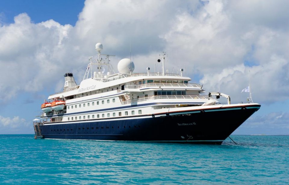 Sea Dream merellä Sea Dream Yacht Club