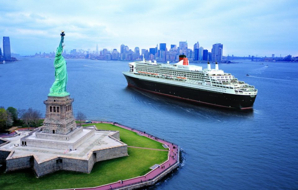 Cunard saapuu New Yorkiin Cunard saapuu New Yorkiin