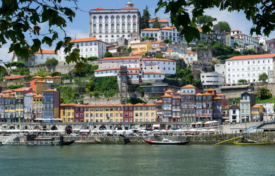 Portugali Portugali