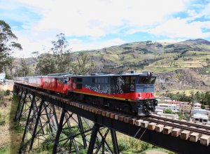 Tren Crucero, Ecuador