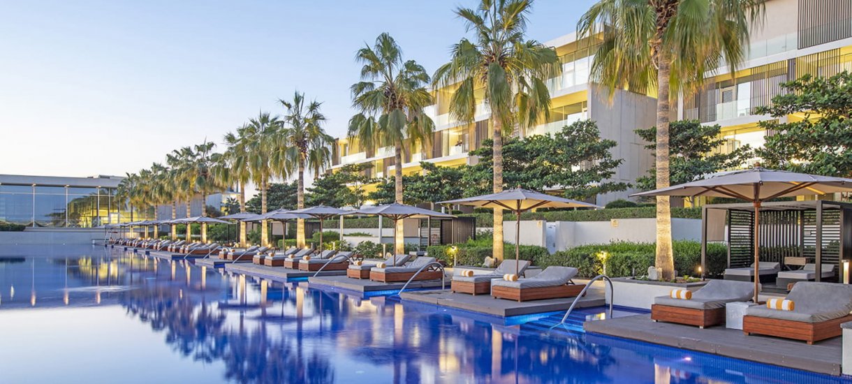 Al Zorah beach resort pool