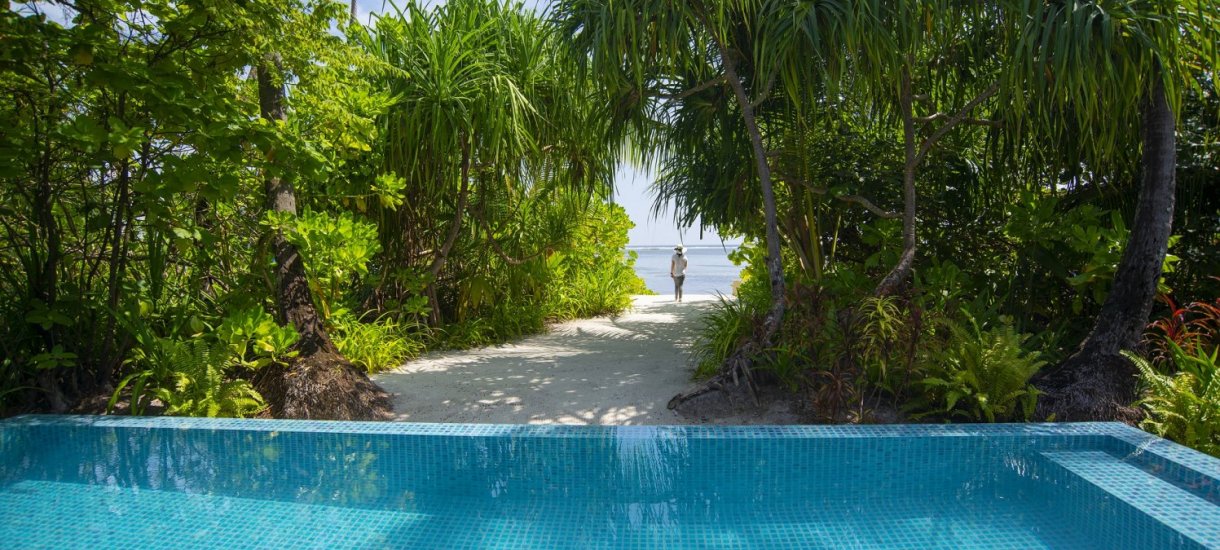 Deluxe Beach Pool Villa