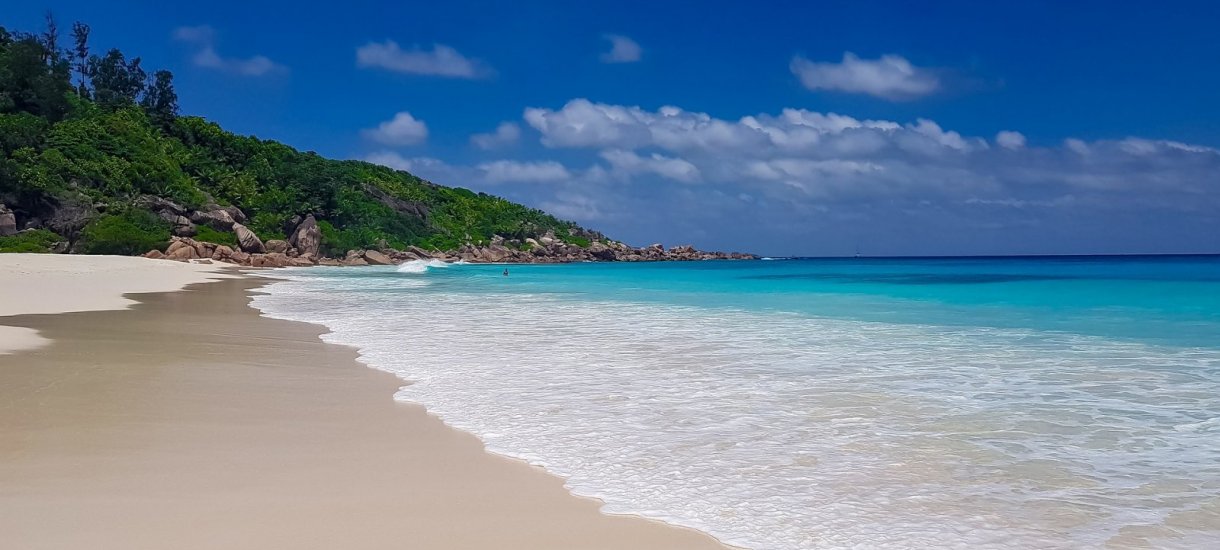 Seychellit La Digue Petit Anse