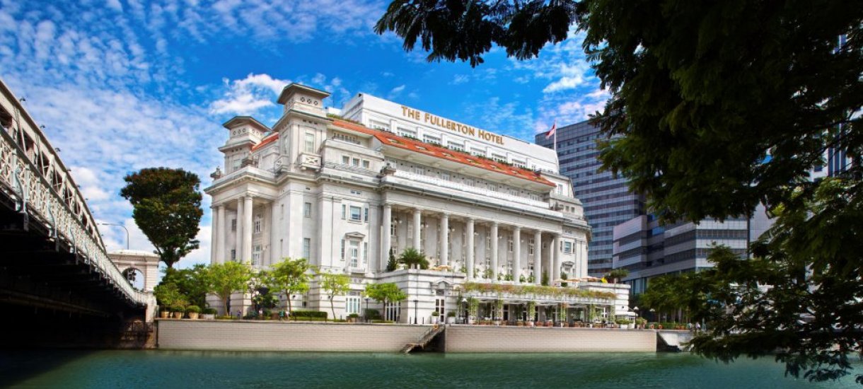 The Fullerton Hotel Singapore facade